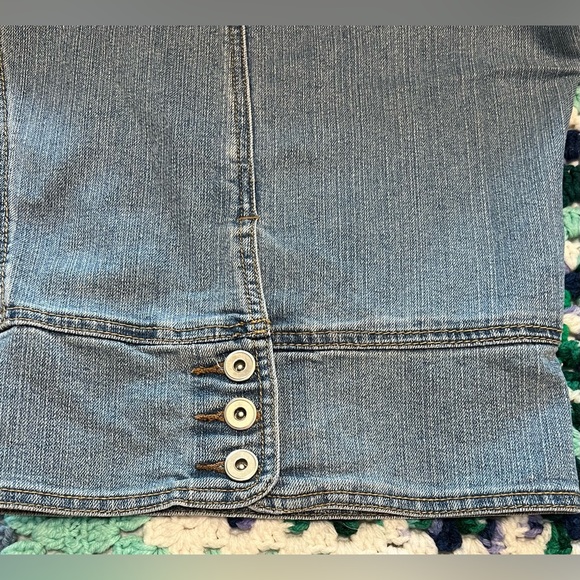 🥇 CATO Women’s Cropped Button Hem Pants - Picture 7 of 13